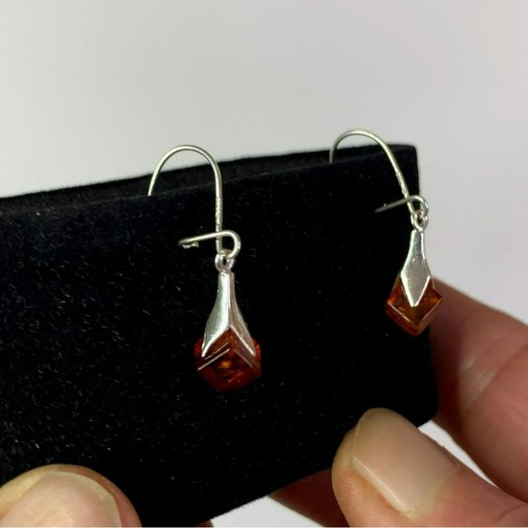 Sterling Silver 925 Women's Amber Drop Dangle Cube Shape Earrings - Picture 13 of 13